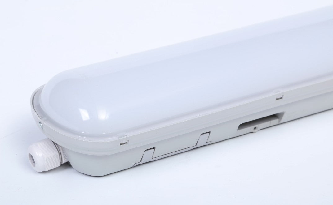 FL7450H por- és páramentes LED lámpatest – 56 W, 5000 lm, 1200 mm, 4000 K, IP65