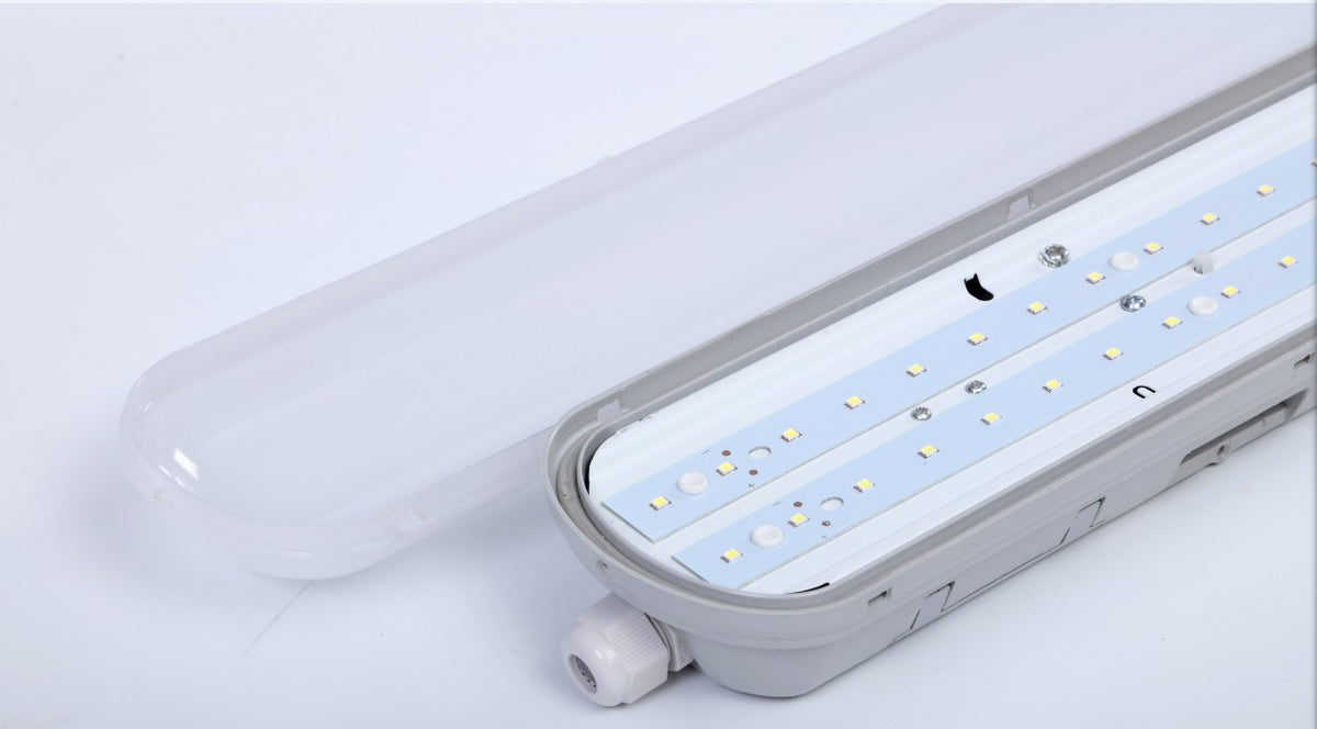 FL7556H2 por- és páramentes LED lámpatest – 56 W, 6100 lm, 1500 mm, 4000 K, IP65