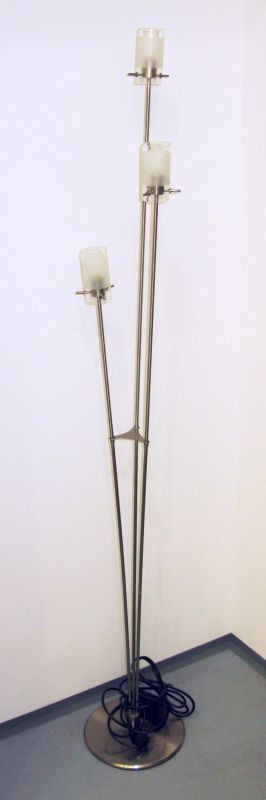 V2056/3F, 3XG9 40W, Stand Light