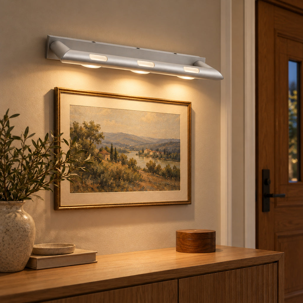LANDLITE 12OT100 három fényforrásos fali lámpa előszobában – illusztráció